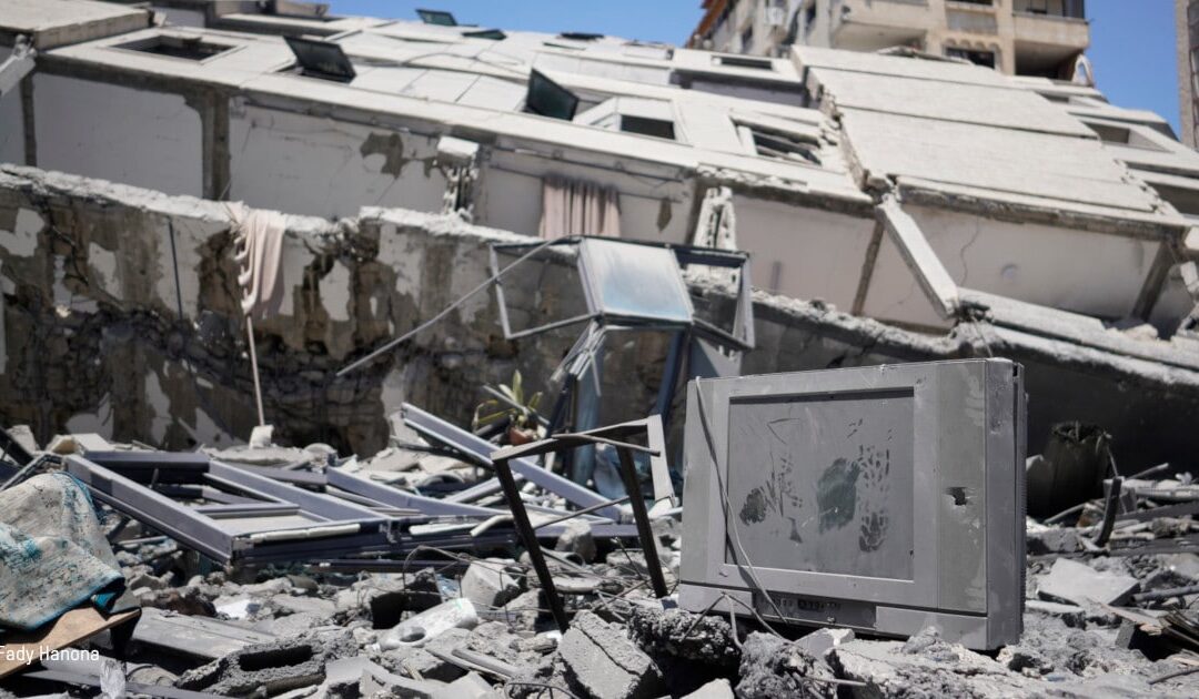 ruines à Gaza après des bombardements aériens
